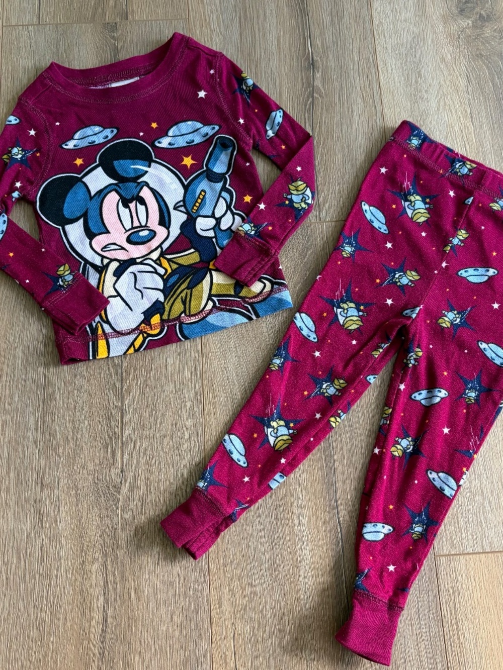 Vintage Disney Store Mickey Mouse Space Astronaut PJ Sent l 2/3T